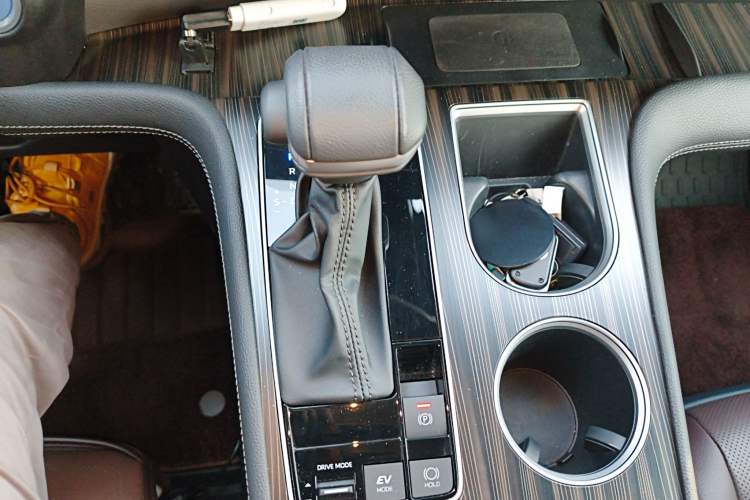 Used Toyota SIENNA 2021 2.5L Hybrid Platinum Edition