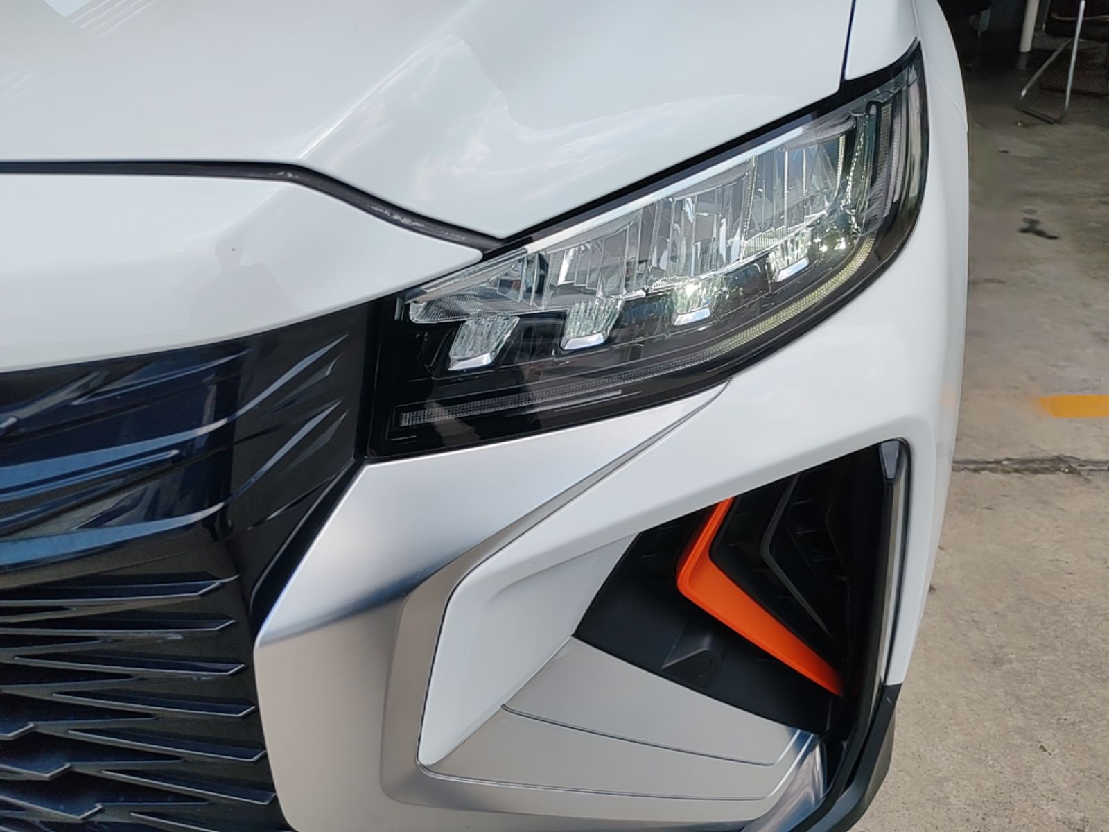 Geely Auto Emgrand X7 Sport 2022 Boyue X 1.8TD DCT Smart Model — снимка 8