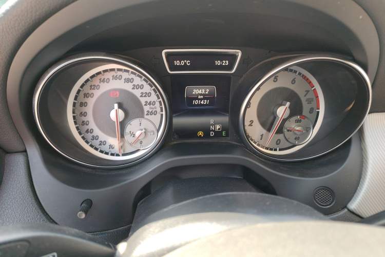 Used Mercedes-Benz GLA 2015 GLA 220 4MATIC Fashion Model
