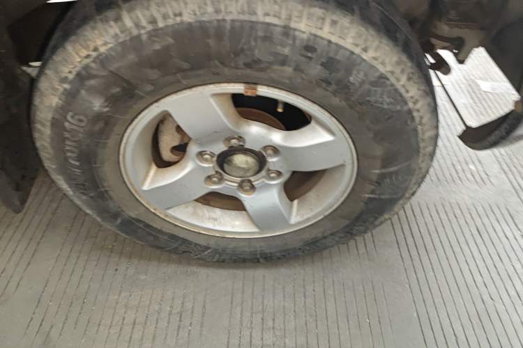 Used Nissan Paladin 2013 2.4L Two-Wheel Drive Standard Version China IV Standard