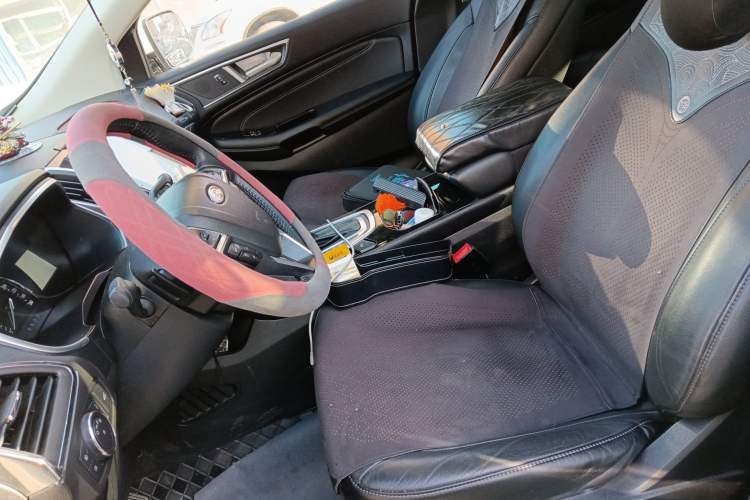 Used Ford Edge 2018 EcoBoost 245 Two-Wheel-Drive Titanium 7-Seater China V Standard