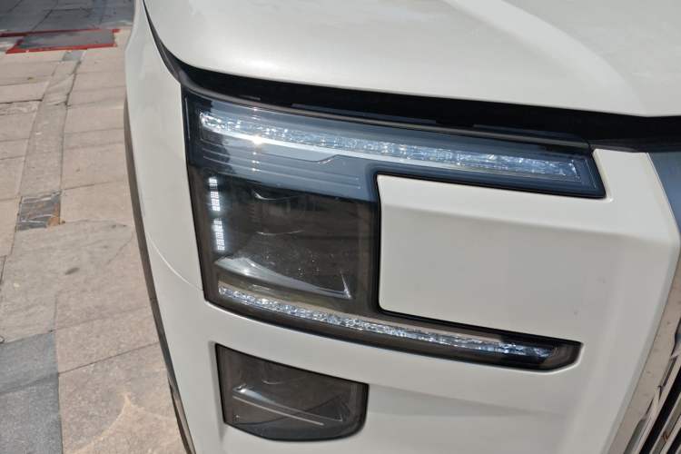 Used Zeekr 9X 2025 Ultra Edition Right Front Headlight