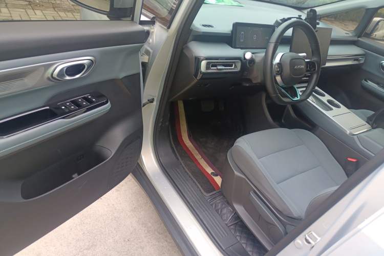 Used AION Y 2023 Younger
