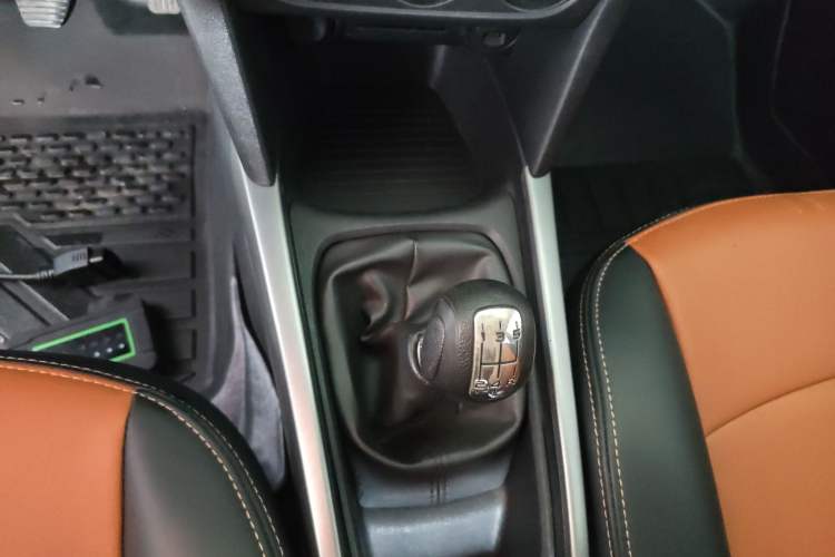 Used Citroen Elysee 2017 1.6L Manual Fashion Model Gear Lever