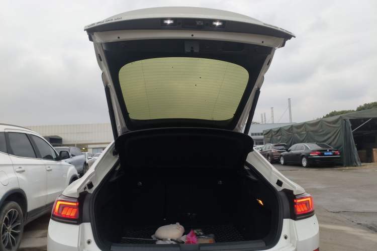 Used Volkswagen Lamando 2022 Lavida L 280TSI DSG Cool & Spicy Edition
