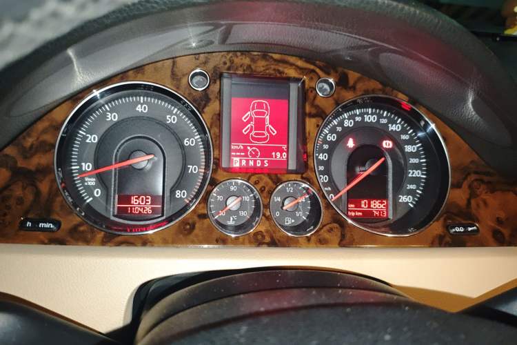 Used Volkswagen Magotan 2007 1.8 TSI Automatic Comfort Model Instrument Cluster