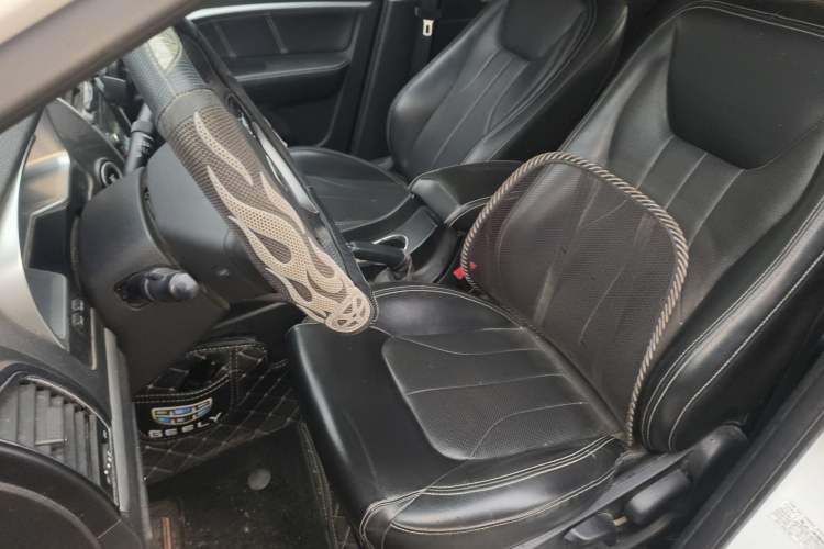 Used Geely Auto Emgrand 2015 Sedan 1.5L Manual - Top Trim Level
