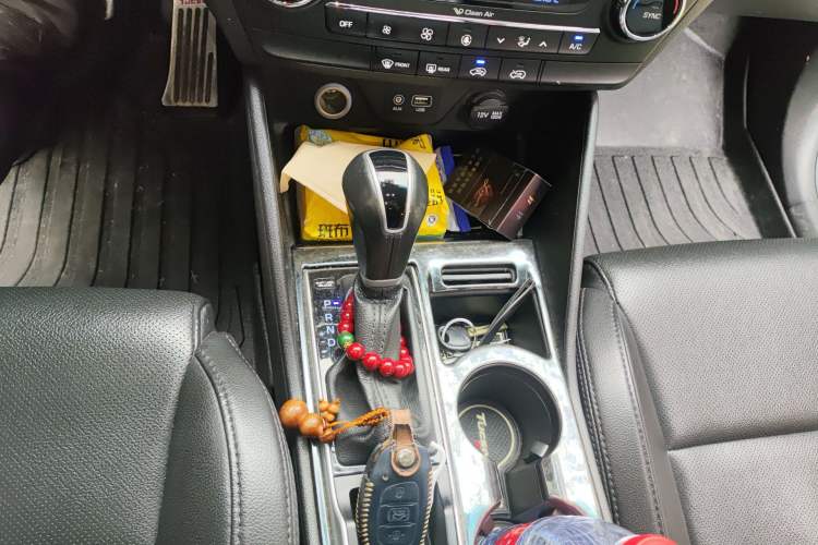 Used Hyundai Tucson 2015 1.6T Dual-Clutch Two-Wheel-Drive Smart Model Gear Lever