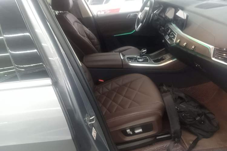 Used BMW X5 2022 Restyled xDrive 30Li Luxury Version M Sport Package