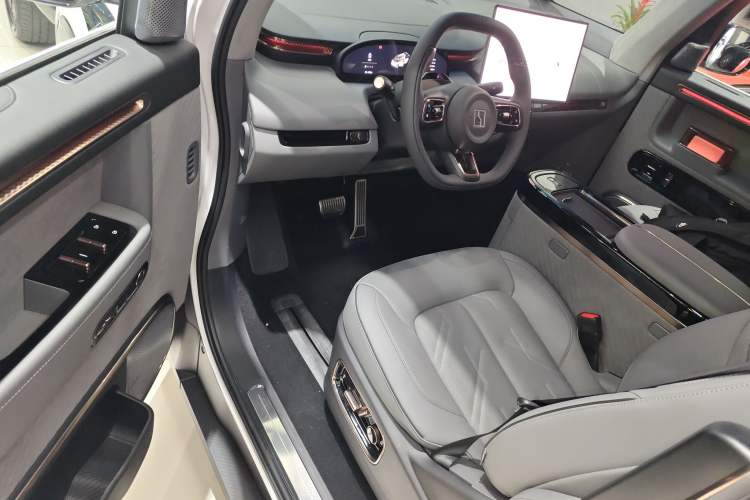 Used Zeekr MIX 2025 Intelligent Driving Version