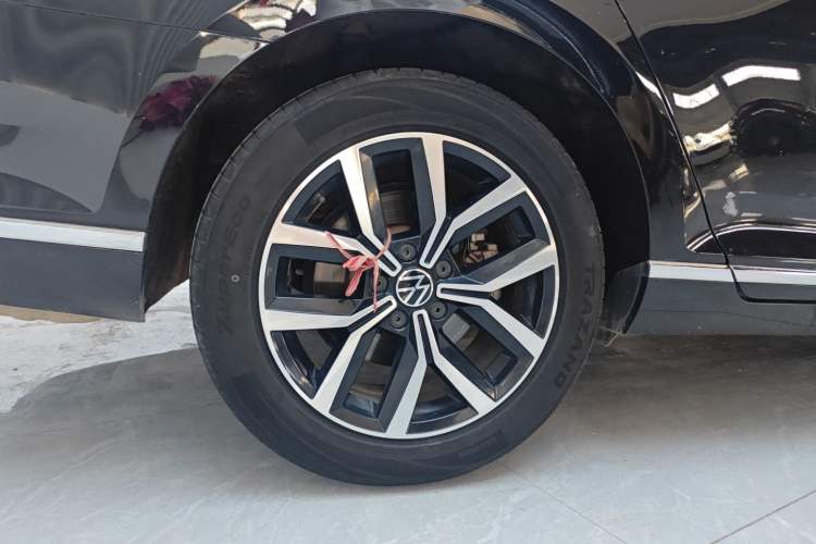 Used Volkswagen Magotan 2020 330TSI DSG Leading Model
