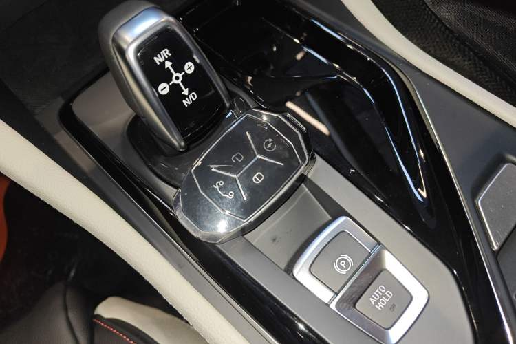 Used Lynk & Co 02 2019 High-Energy Edition 2.0T Automatic Two-Wheel Drive Shine Pro Edition China VI Standard
