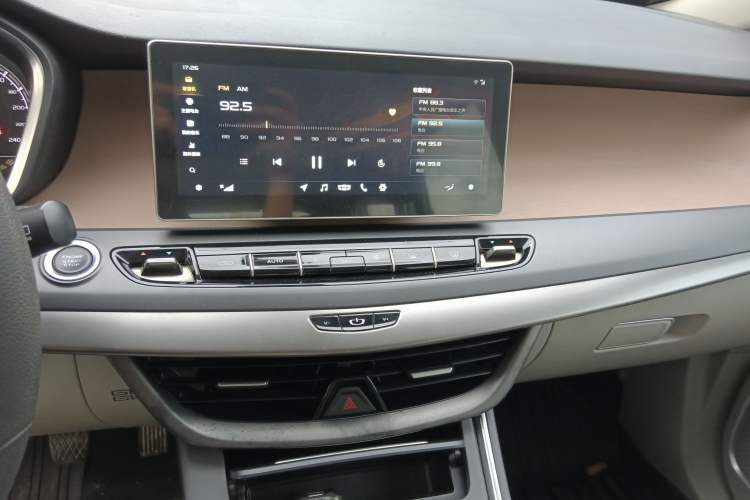 Used Geely Auto Jiajie 2019 1.5TD Manual Comfort Model Audio And AC Panel