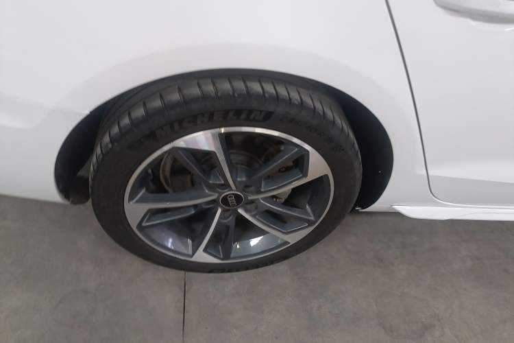 Used Audi A4L 2022 40 TFSI Fashion Dynamic Model
