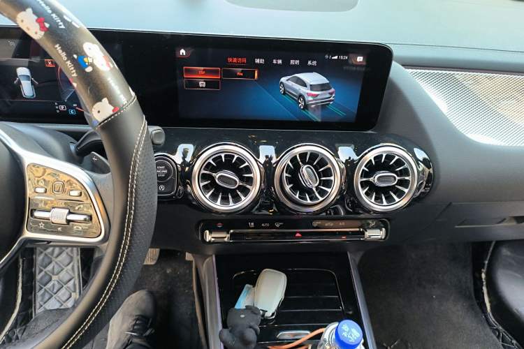 Used Mercedes-Benz GLA 2020 GLA 180 Audio And AC Panel