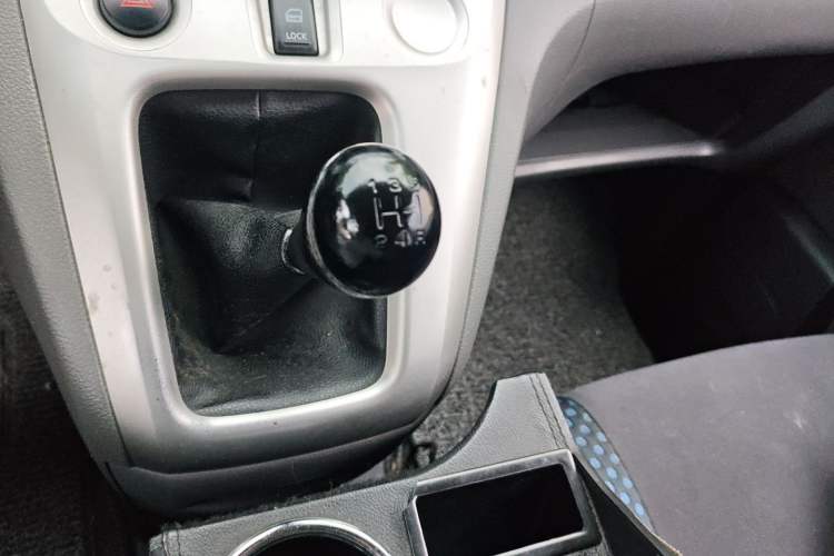 Used Nissan NV200 2012 1.6L 232 Seats Zunya Trim
