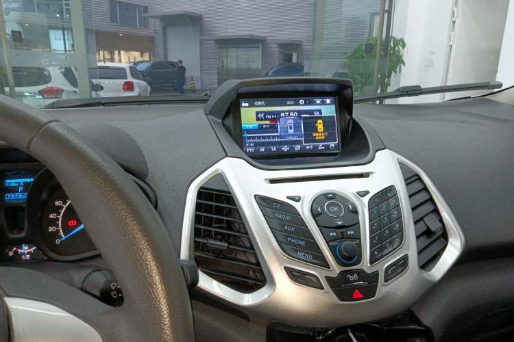 Used Ford EcoSport 2013 1.5L Automatic Fashion Model