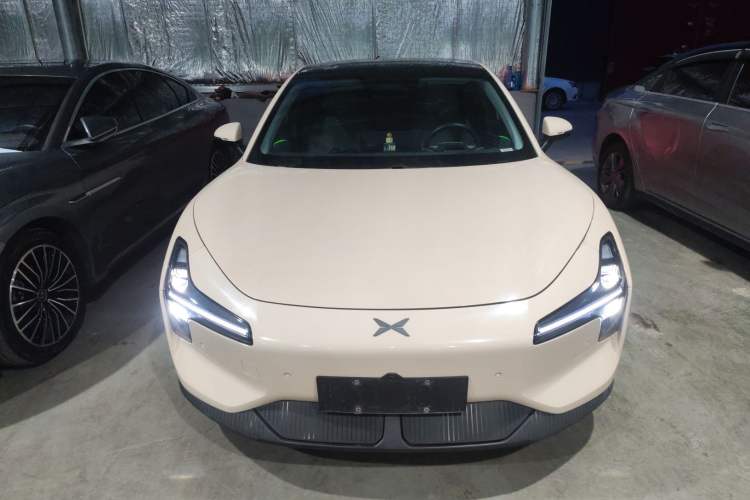 Used XPeng MONA M03 2024 620 with Ultra-Long Range Front