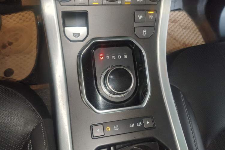 Used Land Rover Range Rover Evoque 2017 2.0T SE PLUS Smart Enjoyment Edition