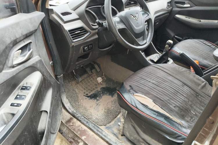 Used Wuling Hongguang 2018 1.5L S Comfort Model L2B