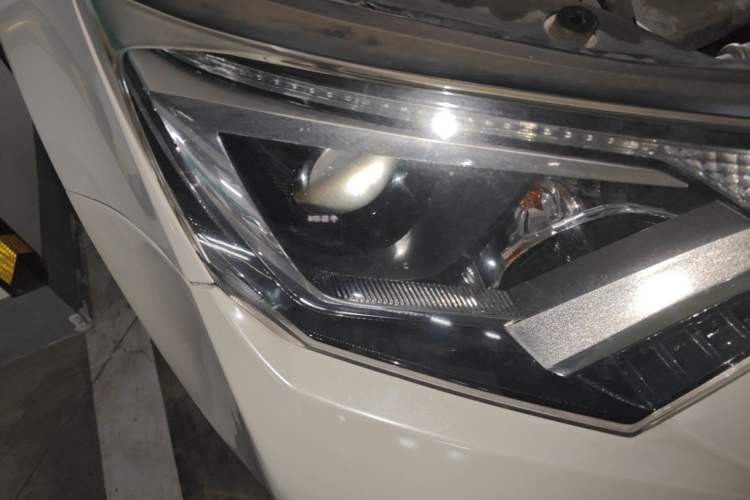 Used Toyota RAV4 2016 2.0L CVT Two-Wheel Drive Comfort Edition China V Standard