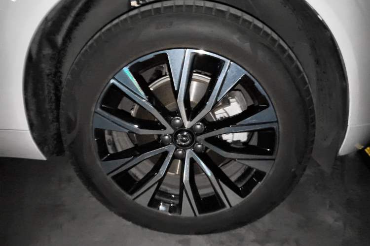 Used Volvo XC60 2023 B5 4x4 Smart Luxury Edition