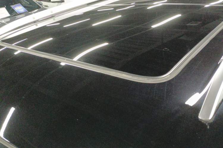 Used Cadillac XT4 2022 28T Two-Wheel-Drive Luxury Version Roof