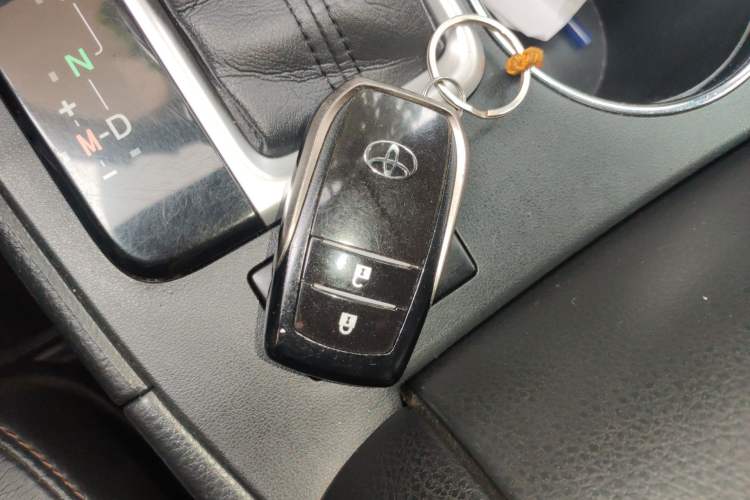 Used Toyota Highlander 2015 2.0T Four-Wheel Drive Luxury Edition 7-Seater