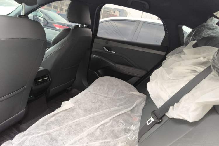 Used BYD Qin PLUS 2025 DM-i Smart Drive 55KM Leading Model
