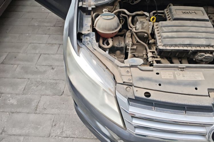 Used Volkswagen Santana 2013 1.6L Manual Comfort Edition
