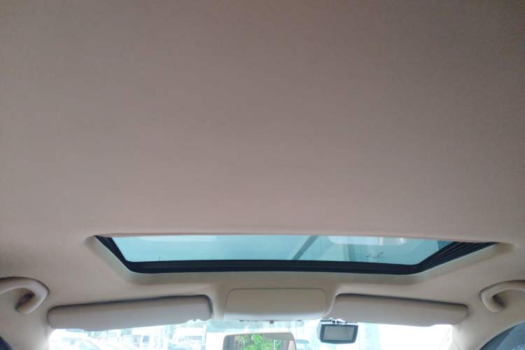 Used Volkswagen Touran 2011 1.4T DSG Zhiya Edition 5 Seats Headliner