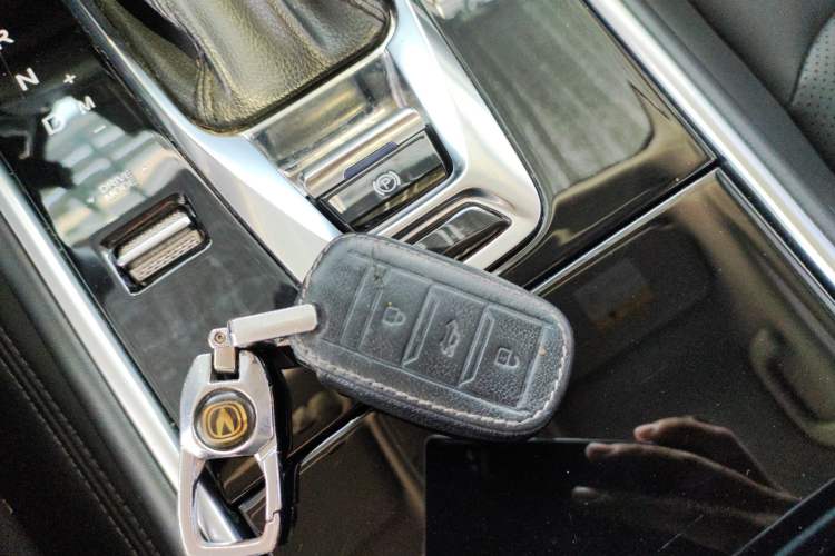 Used CHANGAN CS75 2020 280T DCT Luxury Model China VI Standard
