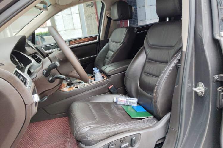 Used Volkswagen Touareg 2011 3.0 TDI Diesel Standard Version