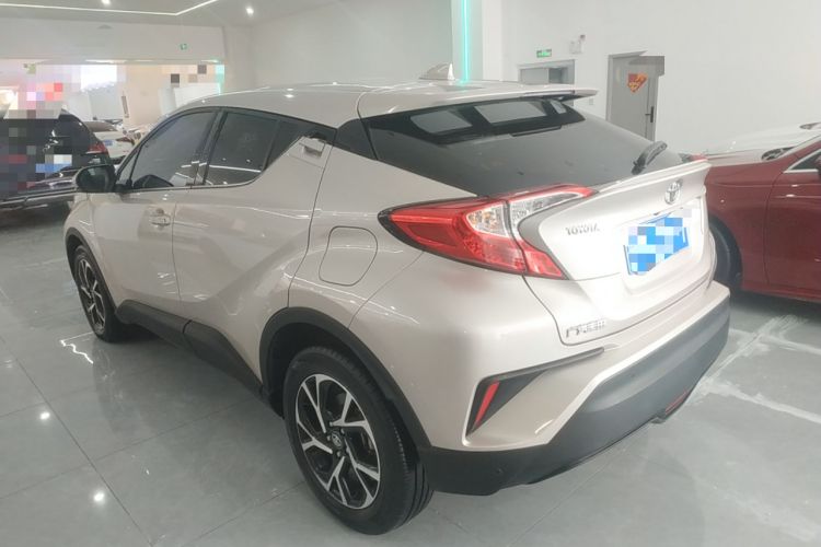 Used Toyota C-HR 2020 2.0L Leading Edition Exterior 3