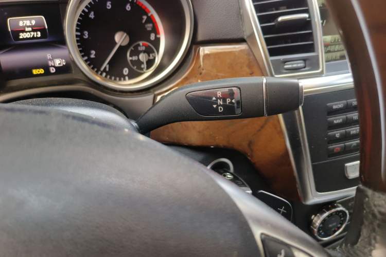 Used Mercedes-Benz M-Class 2015 ML 400 4MATIC Luxury Model
