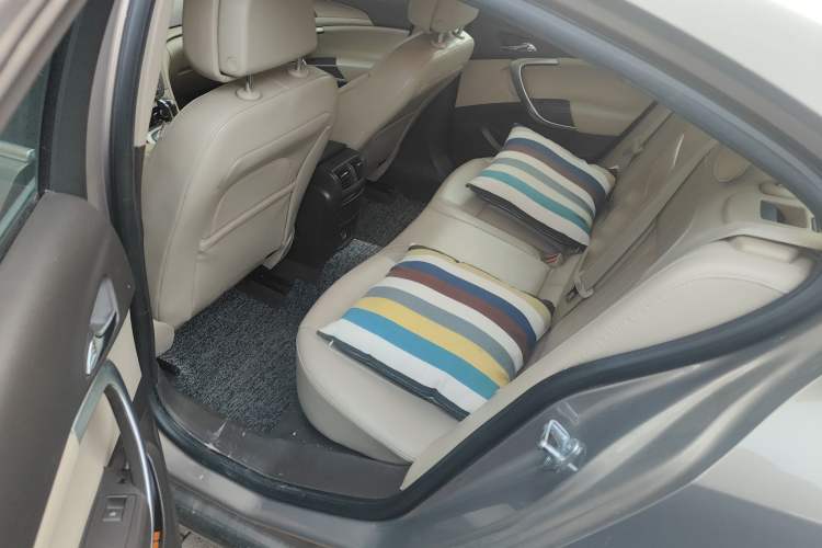 Used Buick Regal 2012 2.0L Luxury Edition
