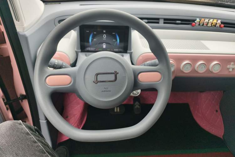 Used Bestune Pony 2025 222km Range Agile Horse Steering Wheel