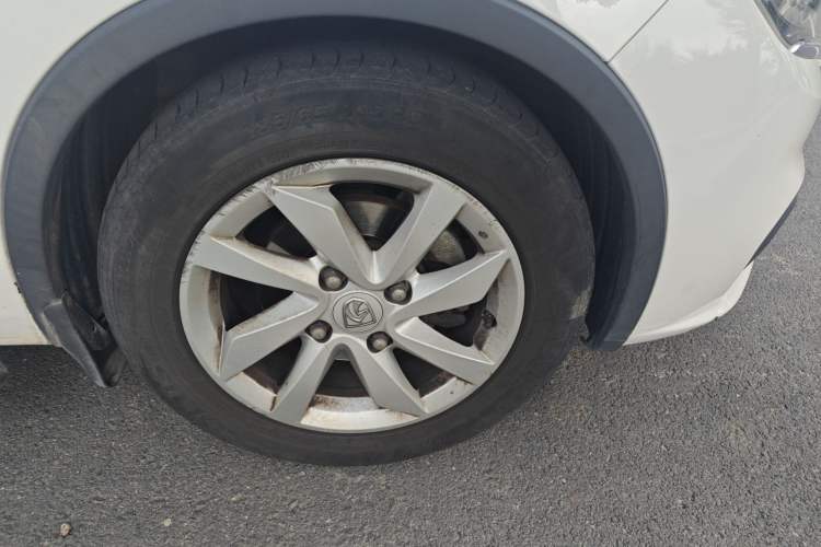 Used Baojun 310W 2017 1.5L Manual Fashion Model China V
