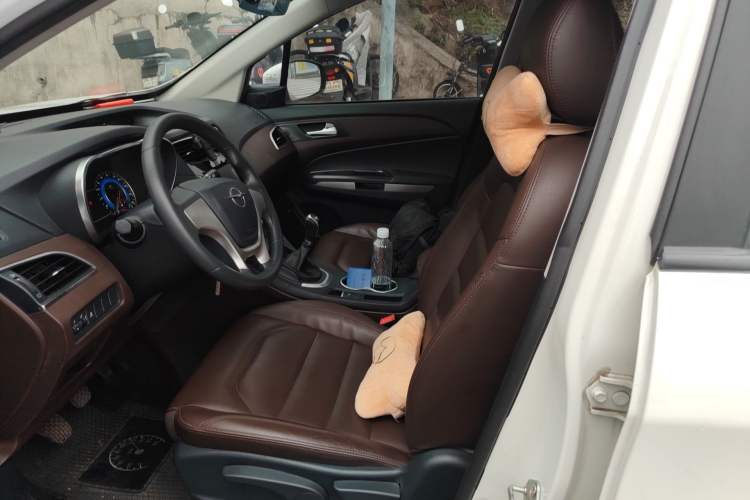 Used Haima V70 2016 2.0L Manual - Enjoyment Version 6 Seats