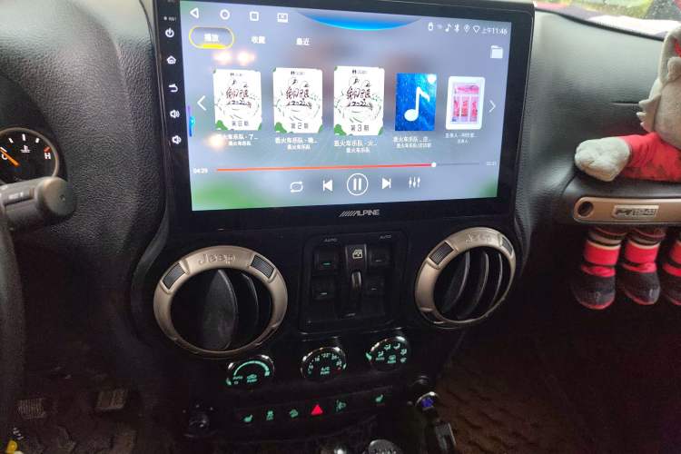 Used Jeep Wrangler 2016 3.0L Sahara 75th Anniversary Edition Audio And AC Panel