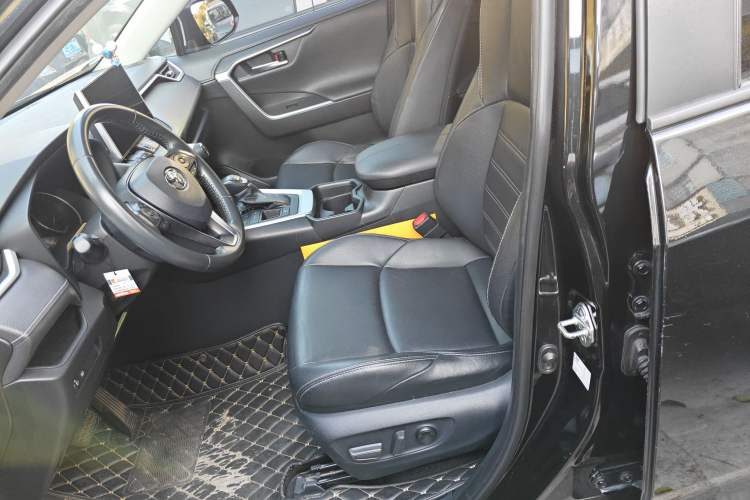 Used Toyota Wildlander 2021 Dual-Engine 2.5L E-CVT Two-Wheel Drive Luxury Edition