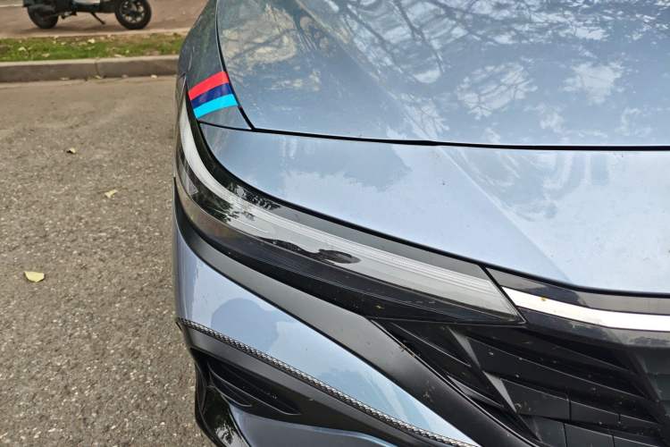 Used Hyundai Elantra 2023 1.5L CVT LUX Prestige Edition Right Front Headlight