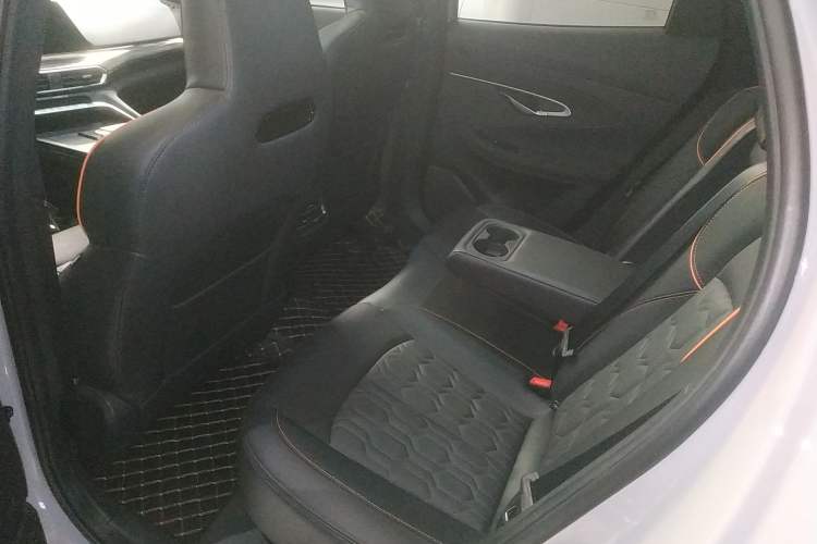 Used CHANGAN UNI-T 2022 1.5T Flagship Edition Interior 4