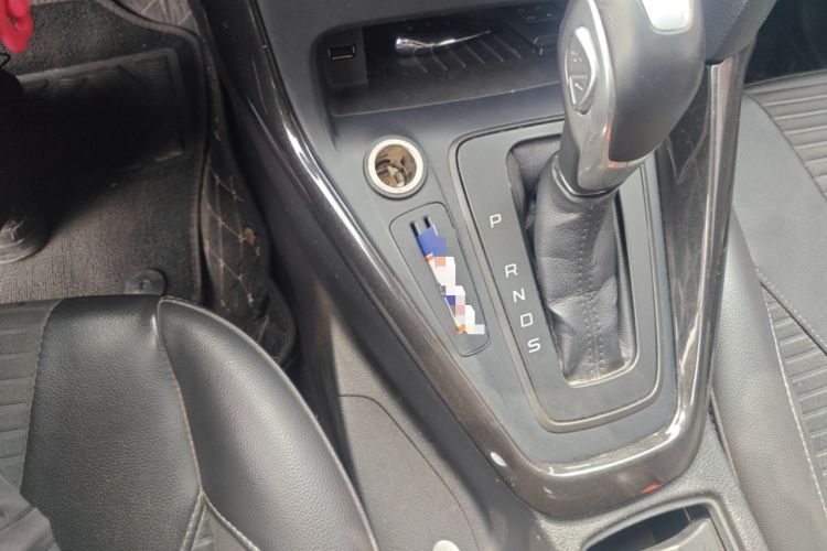 Used Ford Focus 2015 Hatchback 1.6L Automatic Fashion Edition
