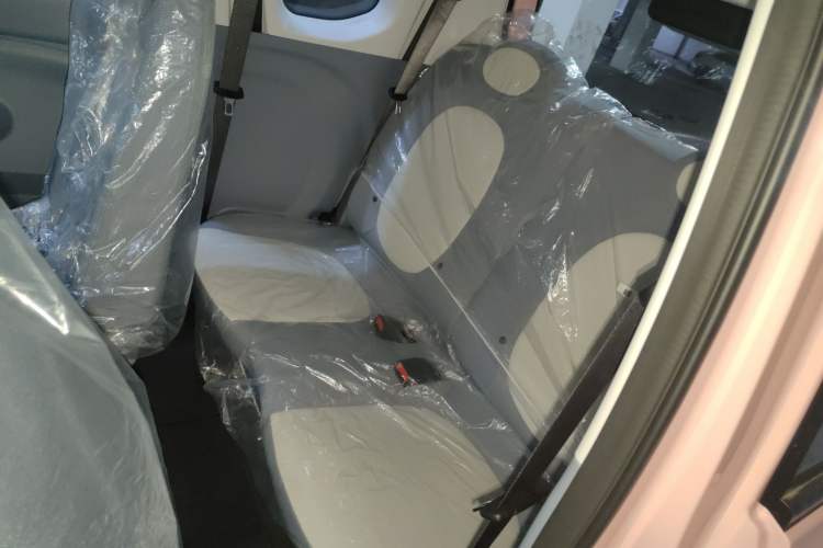 Used Bestune Pony 2026 Model 222km Cute Horse Left Rear Seat