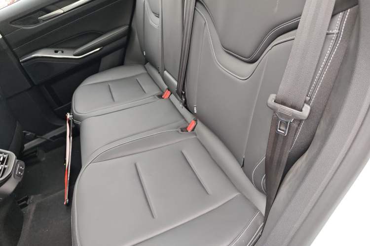 Used Haval H6 New Energy 2023 DHT-PHEV 110KM Long-Range Edition
