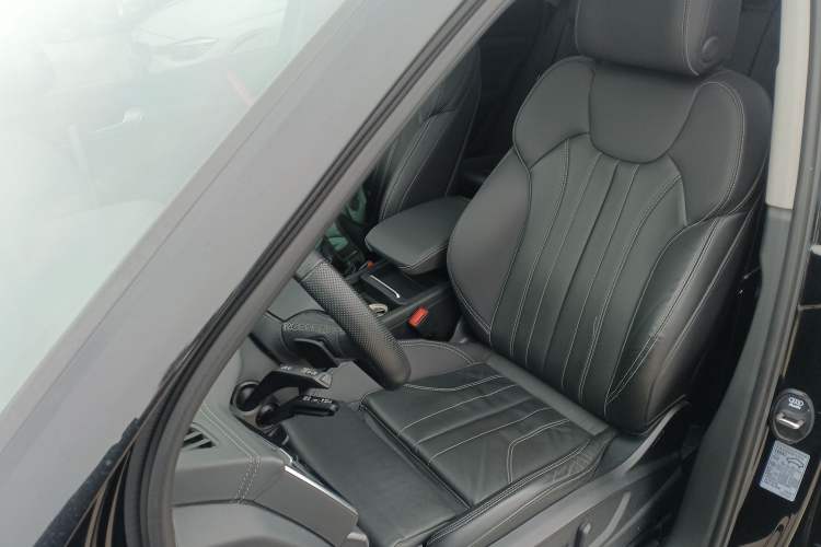 Used Audi Q5L 2022 Updated 45T Luxury Dynamic Version