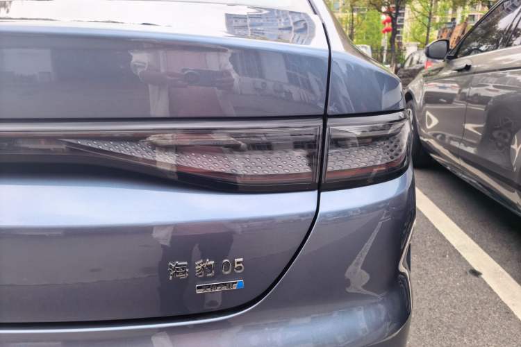 Used BYD Seal 05 DM-i 2025 DM-i Intelligent Drive 120KM Flagship Model Right Rear Taillight