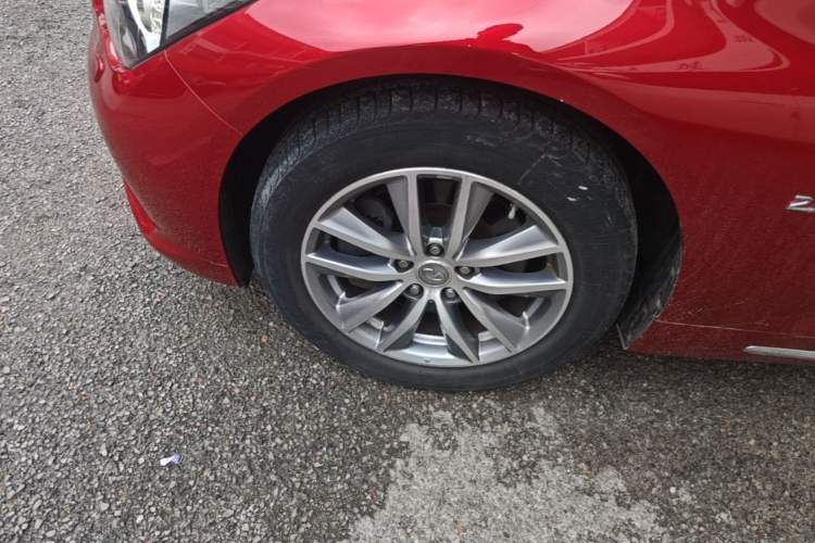 Used Infiniti Q50L 2016 2.0T Enjoyment Edition Left Front Wheel Hub