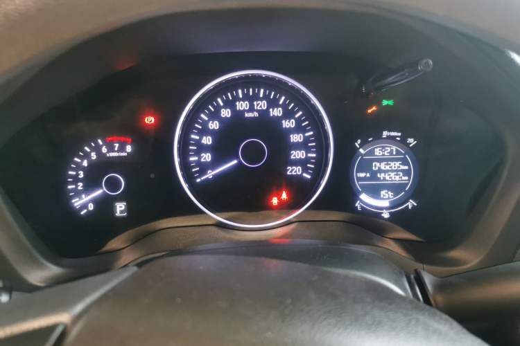 Used Honda Vezel 2020 220 TURBO CVT Elite Edition Instrument Cluster